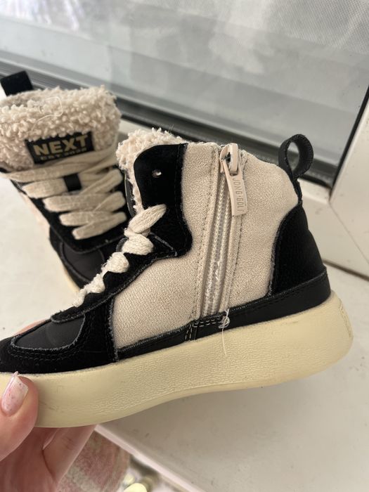 Ботинки на девочку