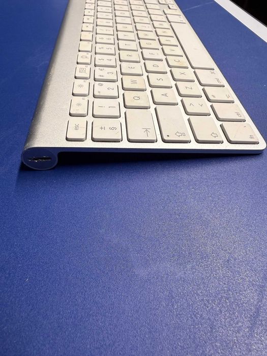Apple Keyboard Bluetooth A1314446830138455511042