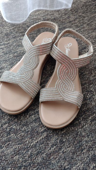 Sandały damskie złote