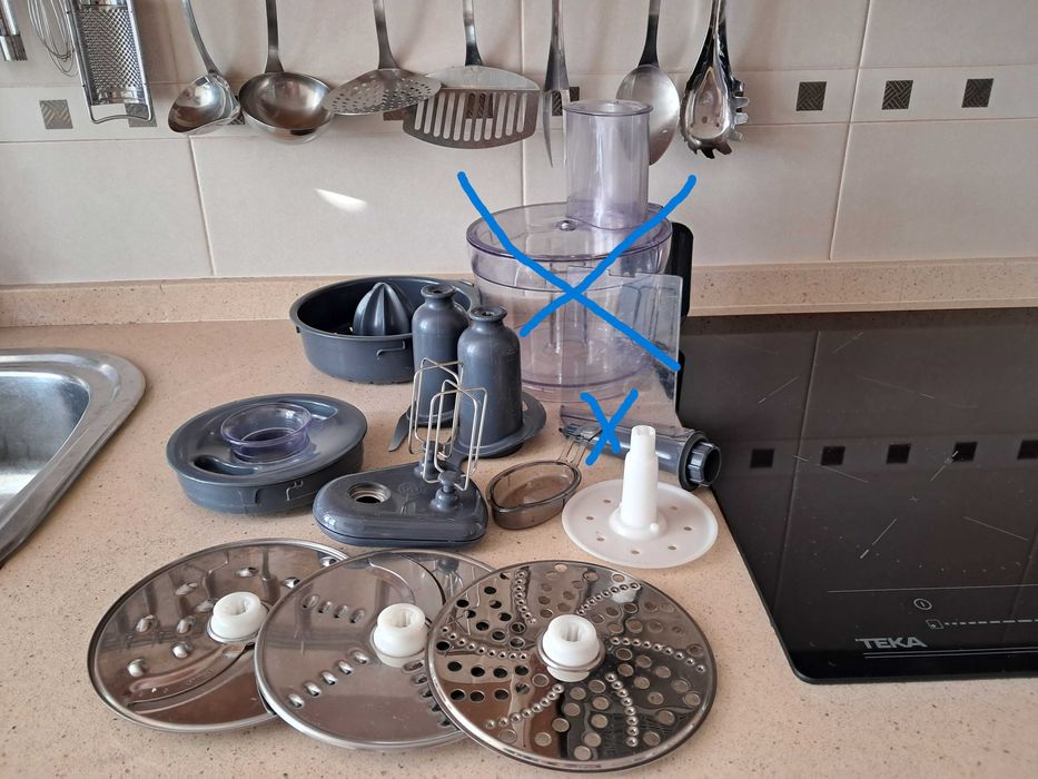 Processador para peças "Kenwood FP250"  Os Acessórios em ótimo estado