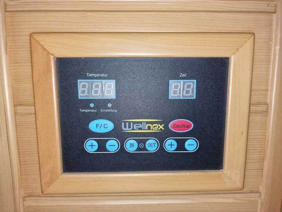 Sauna infrared narożna Kabina fińska piec HARVIA 2w1 4 osobo radio led