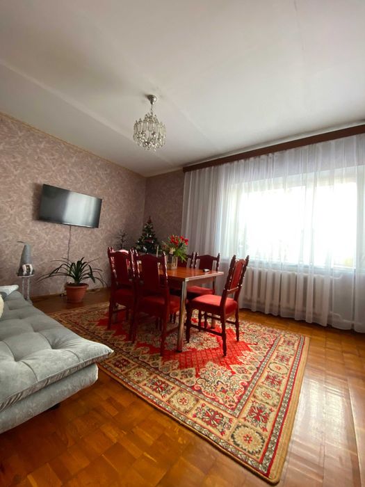 Просторий приватний будинок біля озера Земснаряд! DI