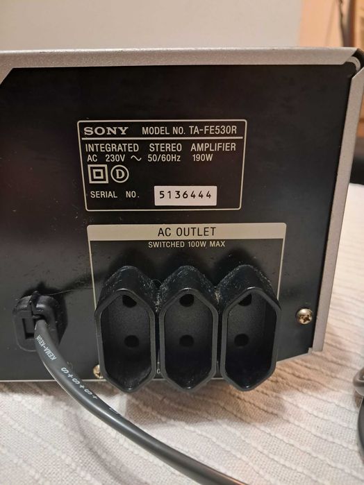 Amplificador Sony TA - FE 530R - 110W/canal - som Stereo puro