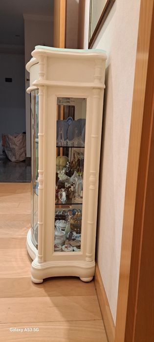 Armário  Cristaleira restaurado