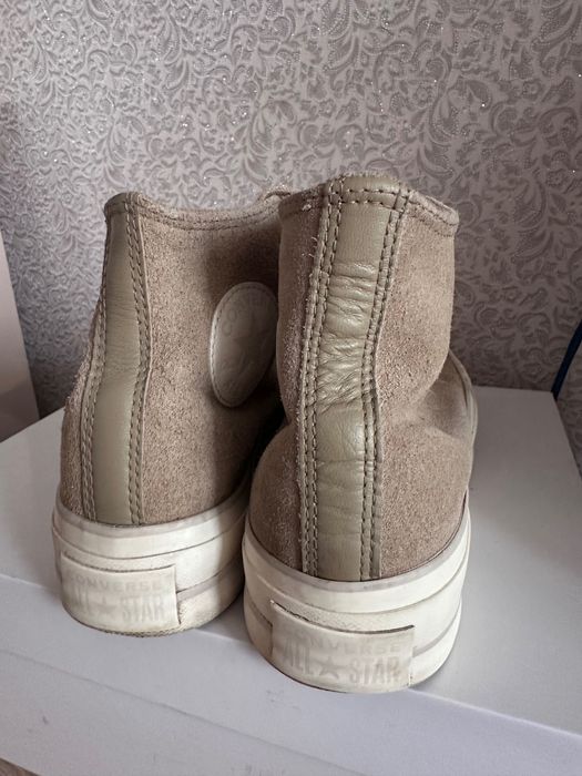 Продаю кеди конверси