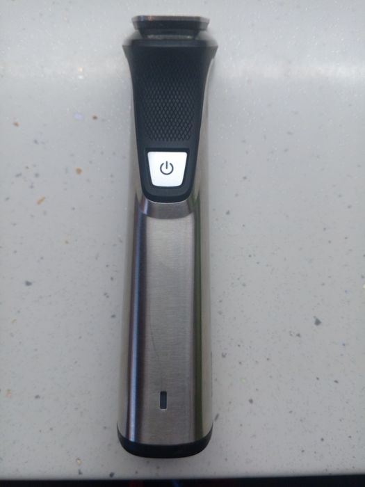 Продам тример Philips MG 7770