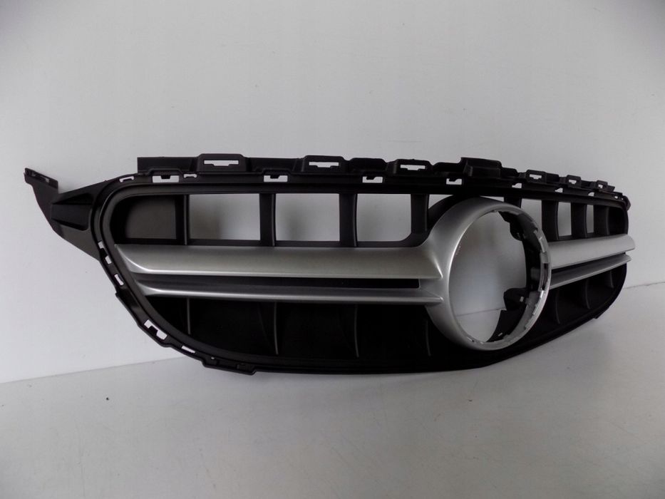 mercedes w205 63 amg atrapa / grill - 11141