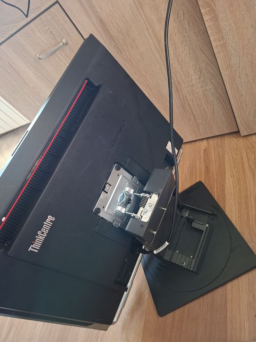 ThinkCentre A70z.  LENOVO