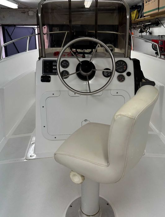 Barco Playmar 460 open, casco duplo