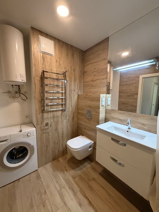 Apartment in Kyiv, Pyrohiv - More