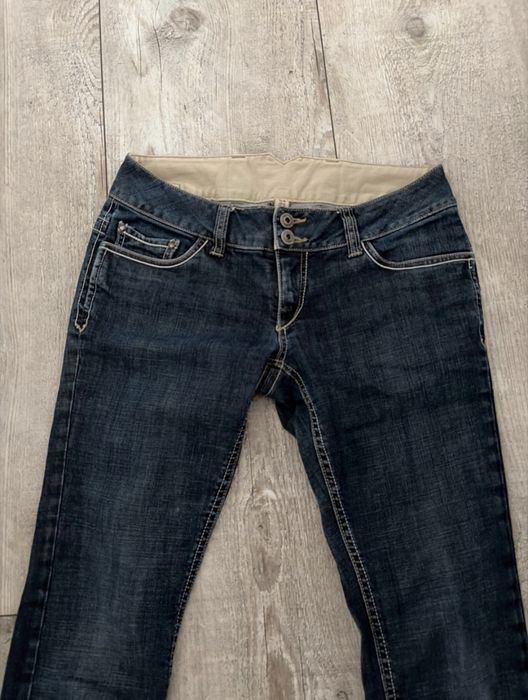 Jeansy z niskim stanem low rise