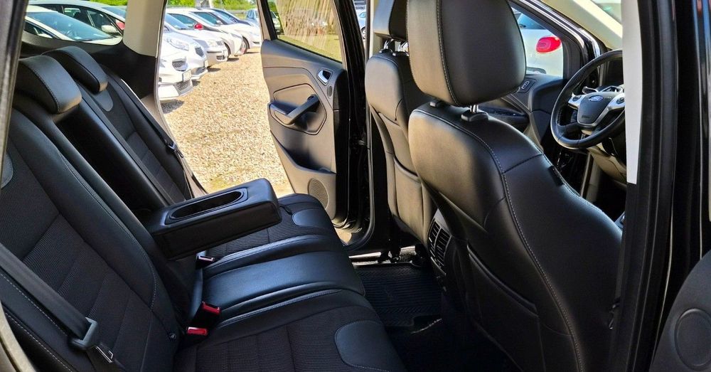 Ford Kuga 2,0 TDCI 140KM Navi Kamera Serwis Titanium