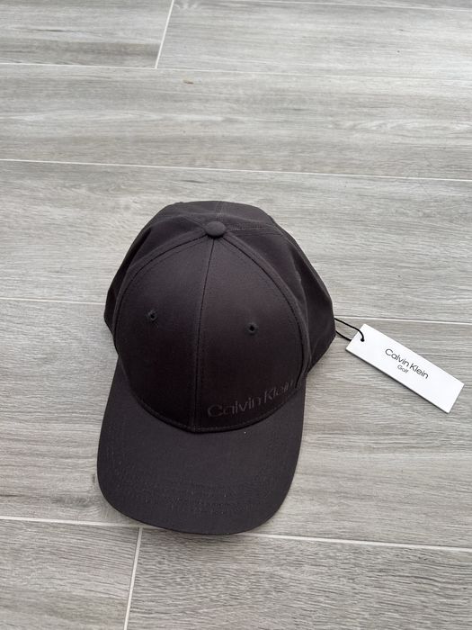 Nowa czapka z daszkiem Calvin Klein