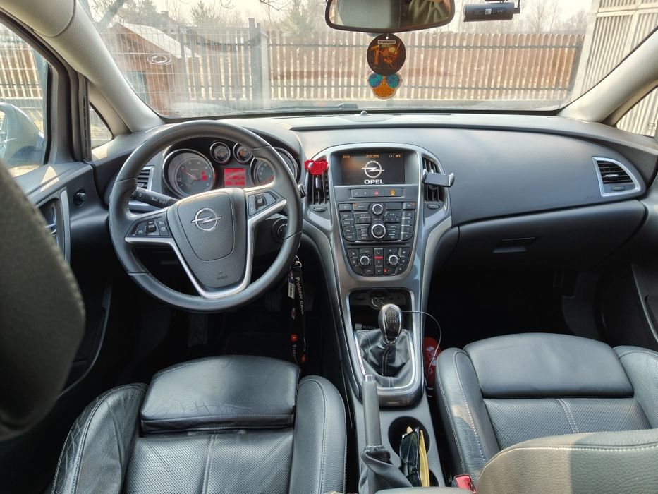 Opel astra j 1.7 Cosmo