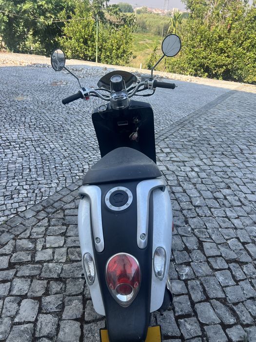 Scooter Daelim 50cc