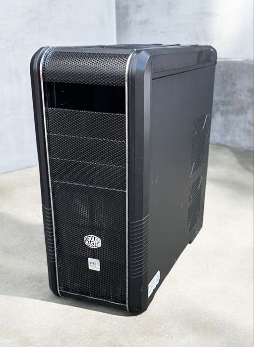 Obudiwa PC Cooler Master  Dominator Midi Tower