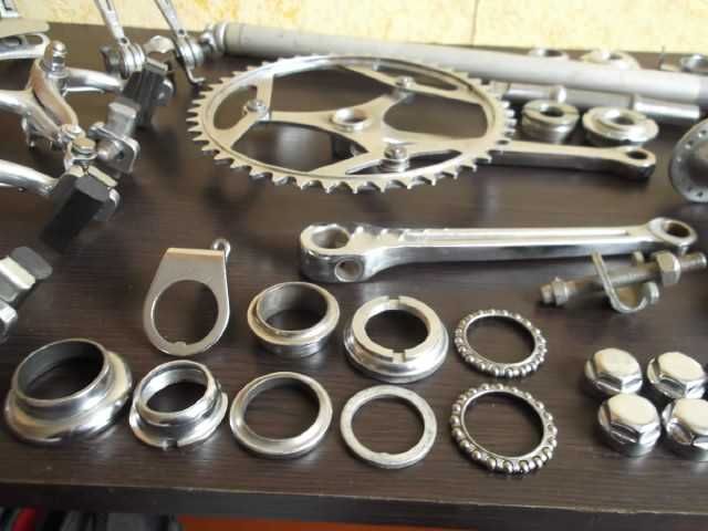 Педали, тормоза, шатун, втулки старт-шоссе хвз, рулевая.