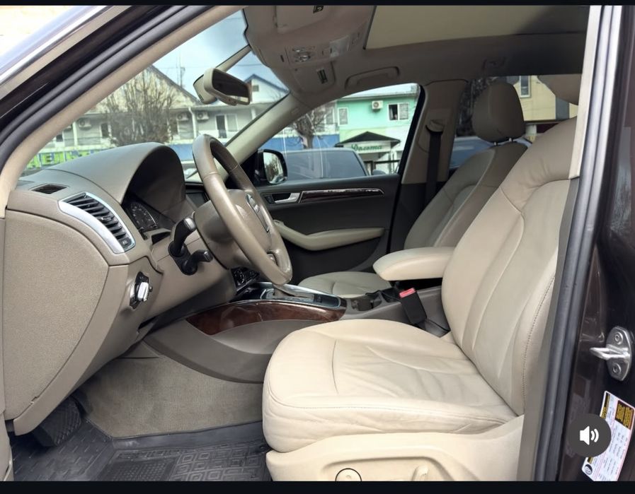 Ауді Q5 2010 року