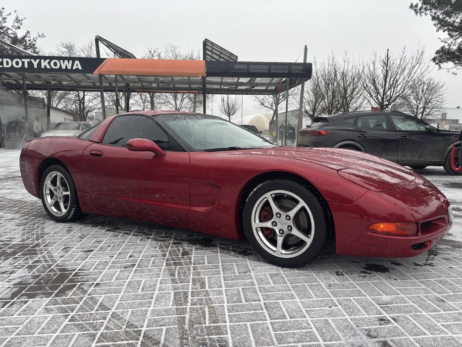 Corvette C5  2004r  5.7 355km zam