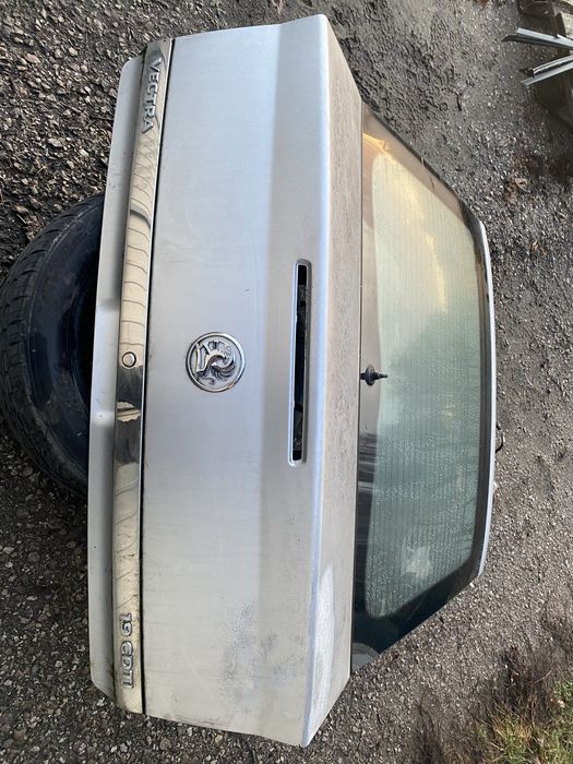 Opel Vectra C lift HB klapa bagaznika tyl tylna