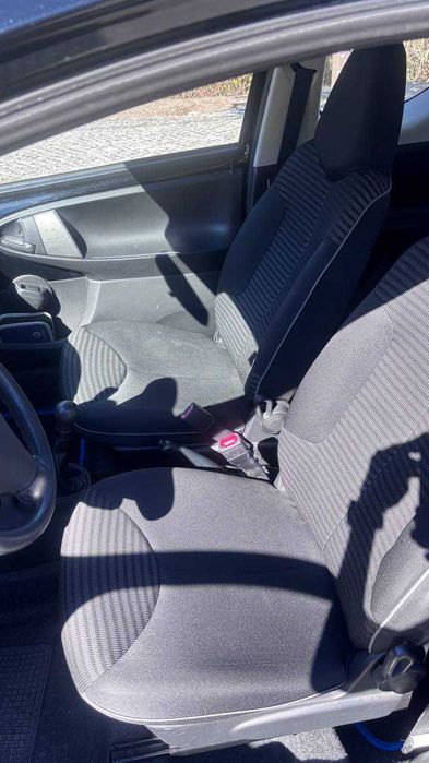 Peugeot 107, 1.0 de 2 portas