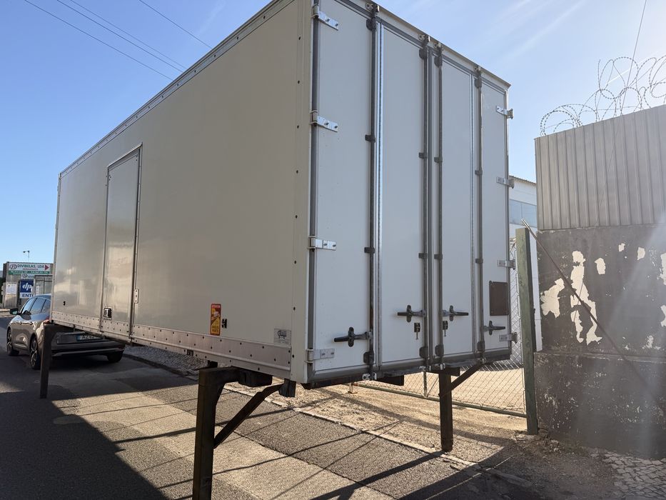 RENAULT D16 280cv Porta Contentores 2020 Com Apenas 440.000km ###OPORRUNIDADE###