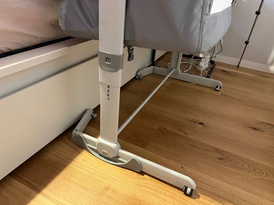Łóżeczko dla niemowląt Chicco Next2me Dream Silver + GRATISY!