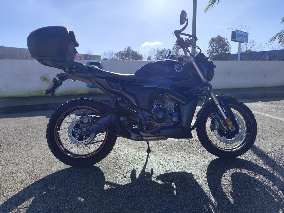 Zontes Gx1 125, cor preta