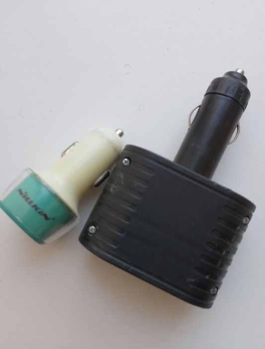 Адаптер в авто USB 12/5в разветвитель 12в