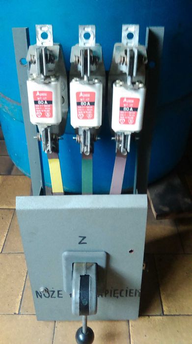 Wyłącznik rozłącznik  ŁOZ 23 ze stelażem