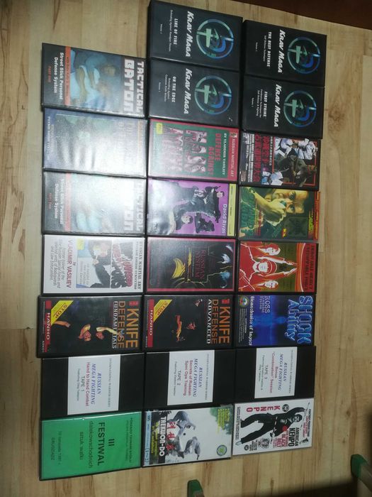 Kasety VHS  szkoleniowe karate sztuki walki
