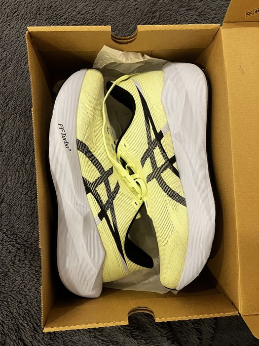 Asics Novablast 6