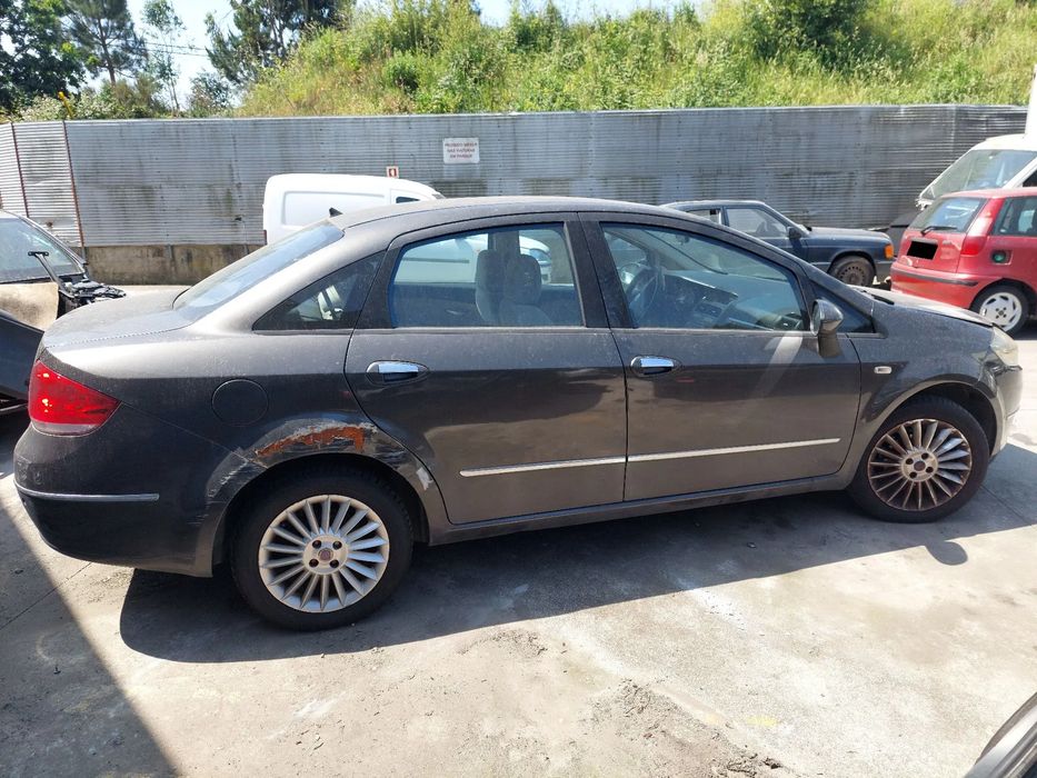 Para peças FIAT Linea (323_)