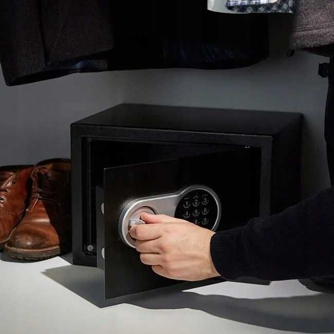 sejf domowy z zamkiem elektronicznym pancerna szyfrowy elektroniczny