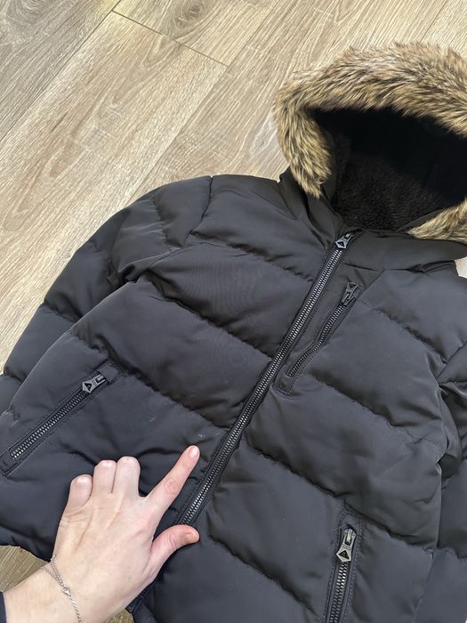 Зимова куртка для хлопця 116/122 розмір чорна