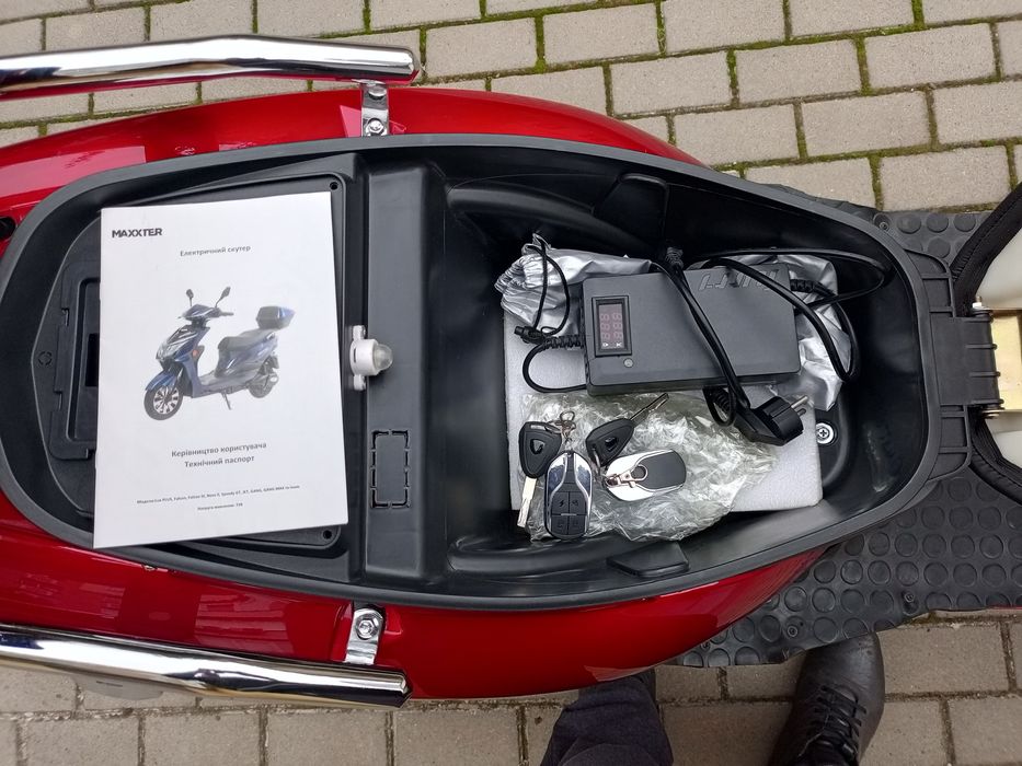 Большой Электро скутер Maxxter NEOS II