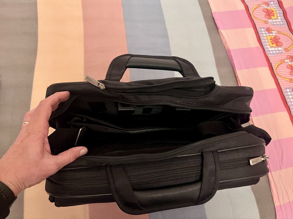 Pasta / Trolley de Portatil e viagem