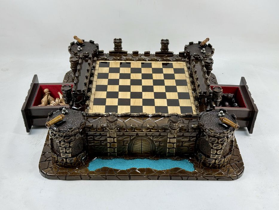 Шахматы резные ручной работы КРЕПОСТЬ