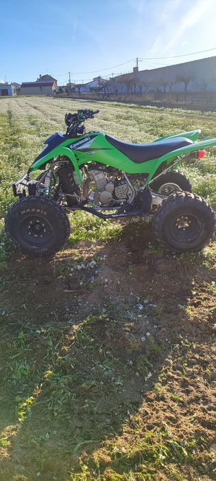 Kawasaki kfx 400