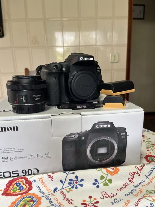 Canon EOS 90D + Canon 50mm f/1.8 STM + 2 baterias