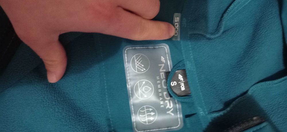 Bluza softshell snowboardowa 4F S damska zimowa membrana 5000 kurtka