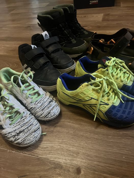 Лот на фото skechers, nike, adidas в гарному / хорошосу стані