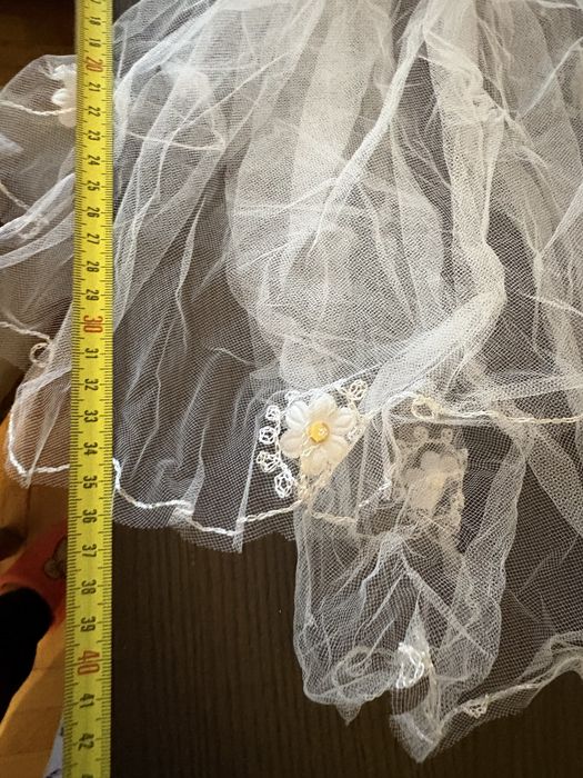 Welon ślubny  biały piękny