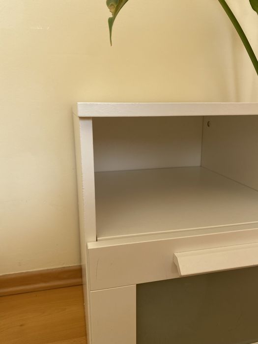 Movel mesa de cabeceira