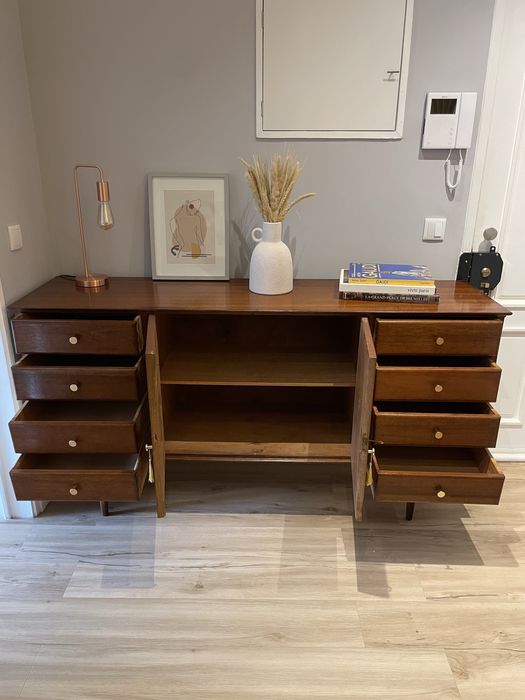 Aparador vintage - Madeira maciça