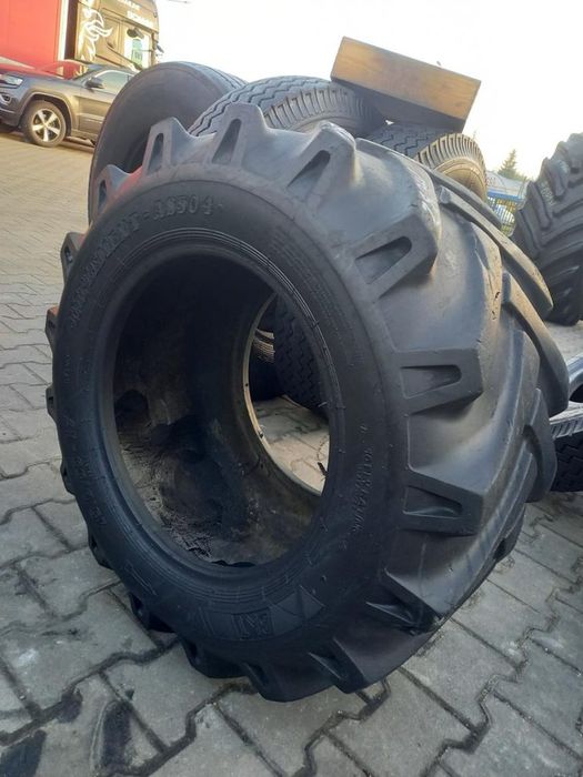 Opona używana rolnicza 15.0/55-17 15.0/55R17 BKT IMPLEMENT 200zł W4698