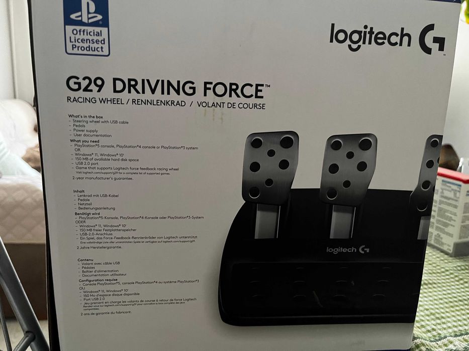 Logitech G29 Driving Force - NOVO