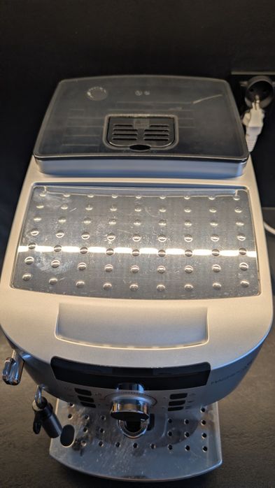 Ekspres DELONGHI Magnifica S ECAM