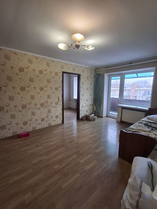 Продам 3х комнатную кв.Центр,Чугуев