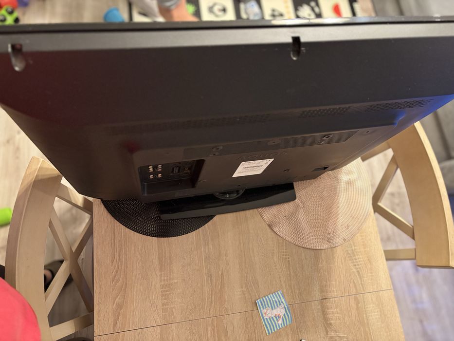 Telewizor sharp 32 cale